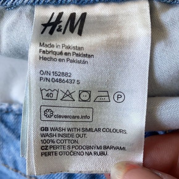 H&M Coachella Cut off Jean Shorts size 10 - Picture 10 of 10